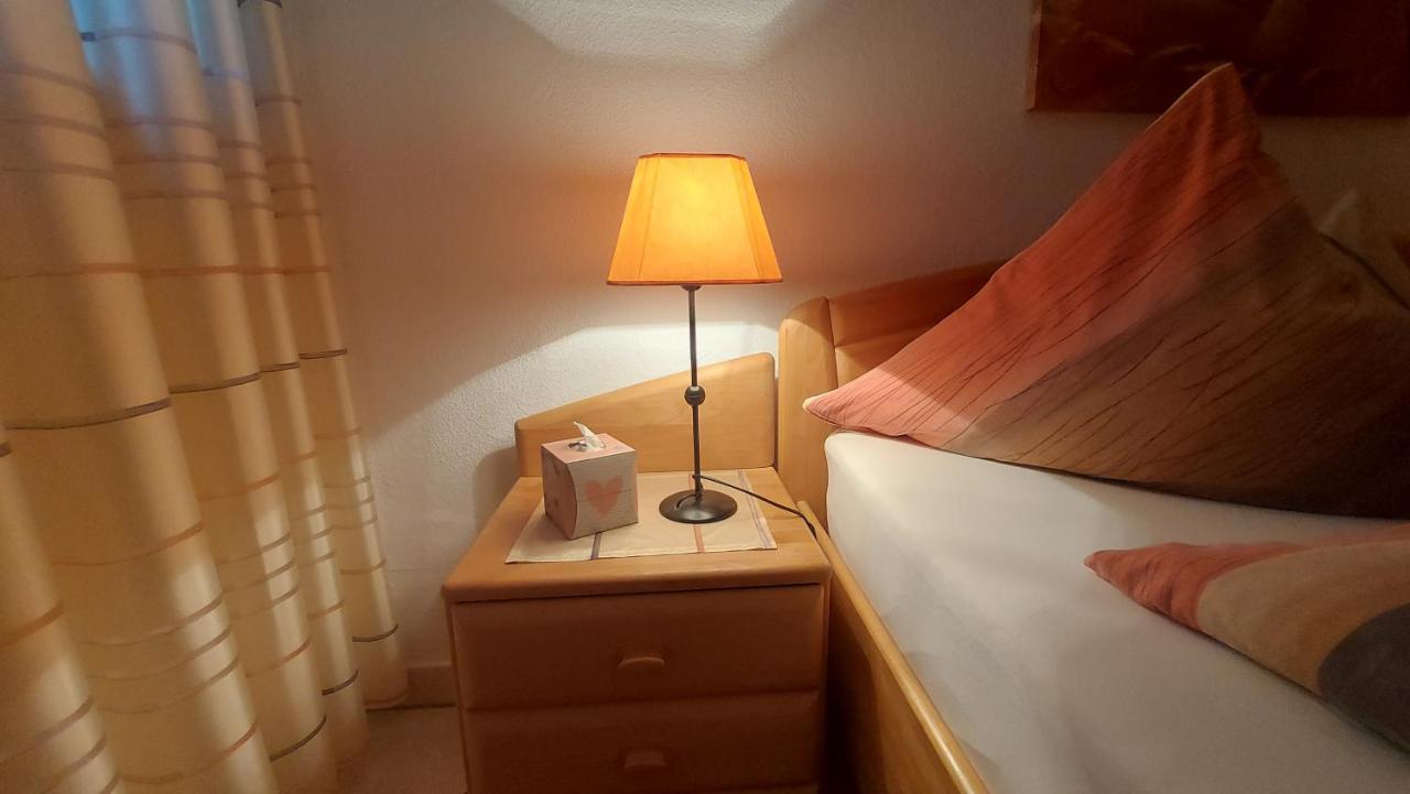 Ferienwohnung Zum Weinberg Grosskarlbach Exterior foto
